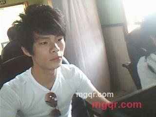 雪山赶路人的第1张照片