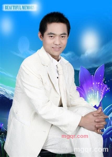 裤头烂个洞的第1张照片