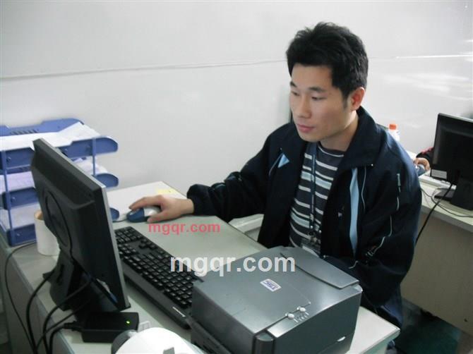 花季少男的第1张照片