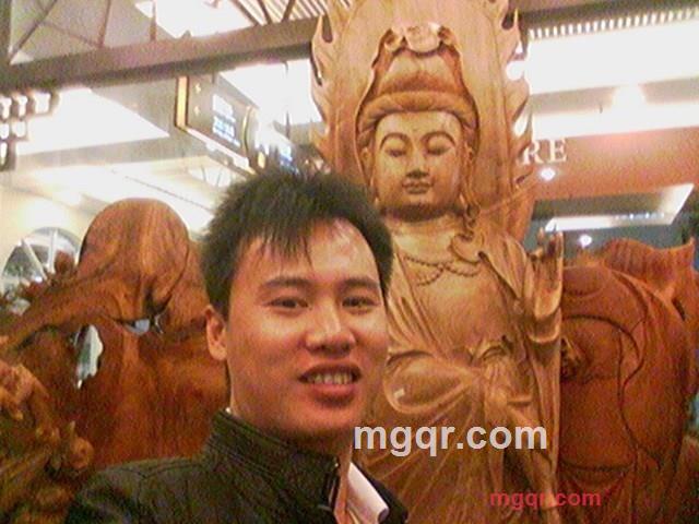 拐角的爱的第4张照片