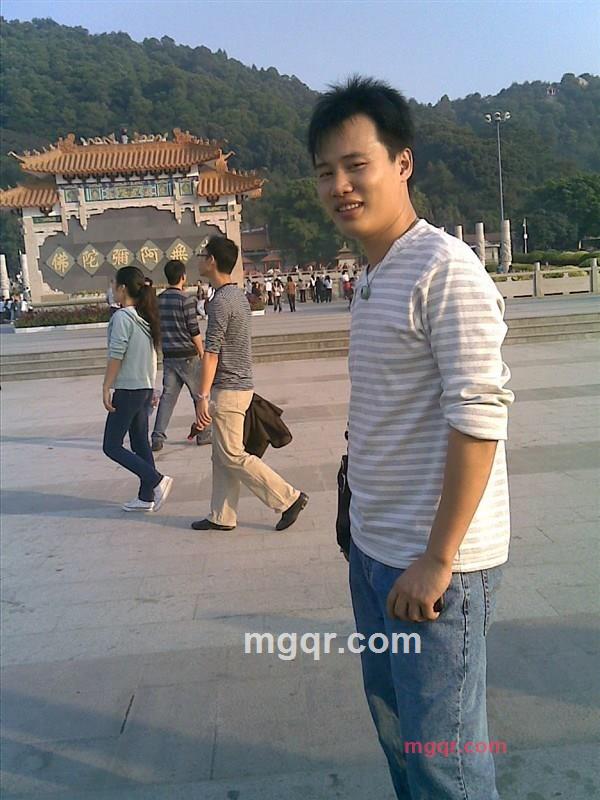 拐角的爱的第2张照片