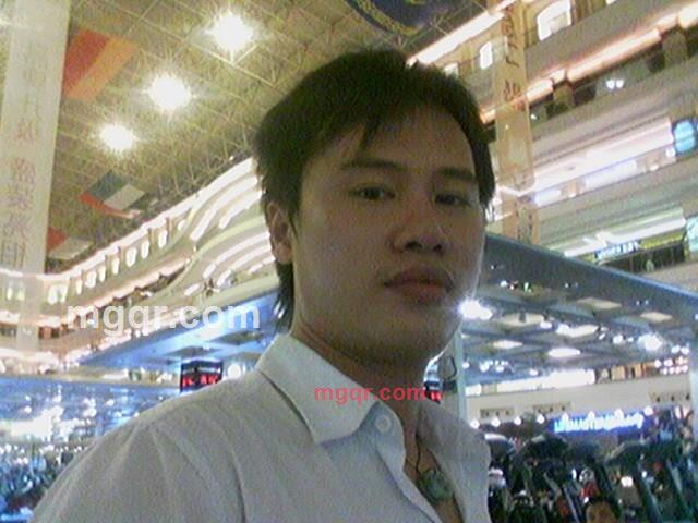 拐角的爱的第1张照片