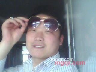 夜的守护的第2张照片