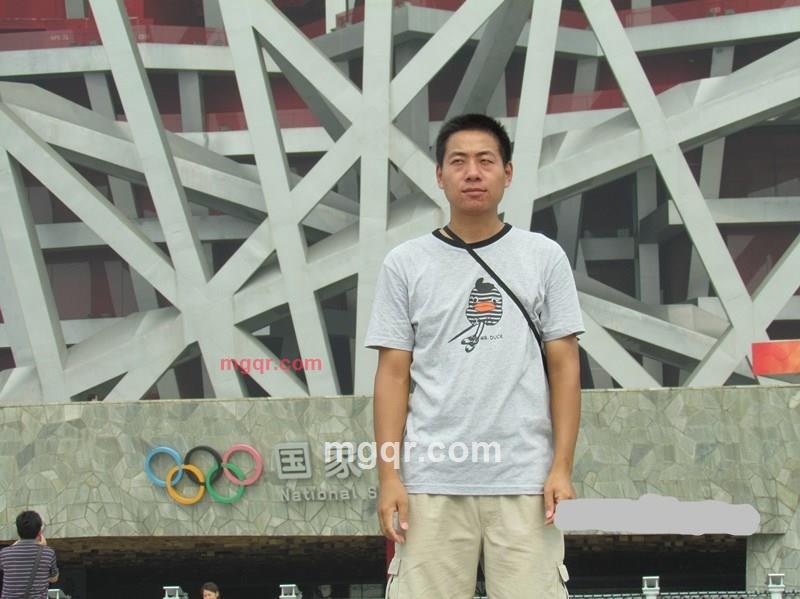 单眼皮男的第1张照片