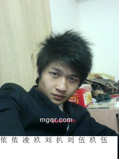 空虚暧昧的第1张照片