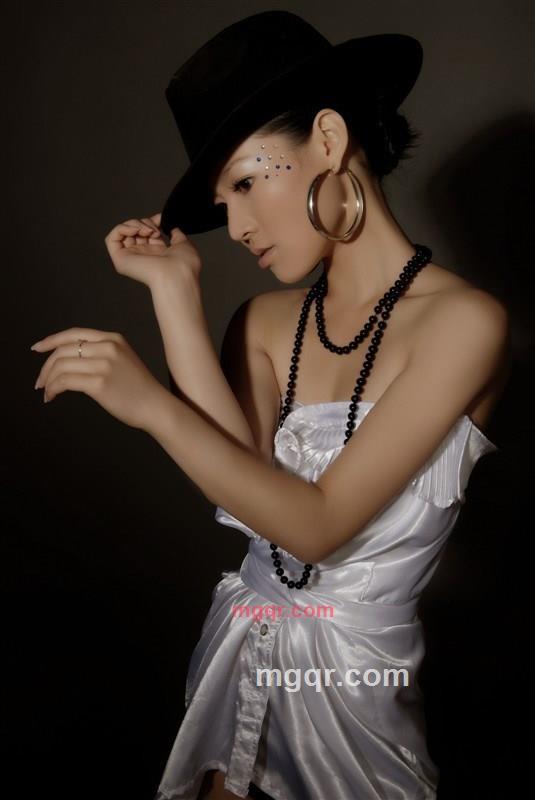 怡水若寒的第2张照片