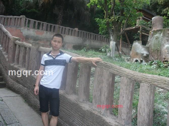 疯癫龙龙的第1张照片