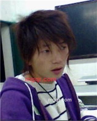 穿裤子の云的第2张照片