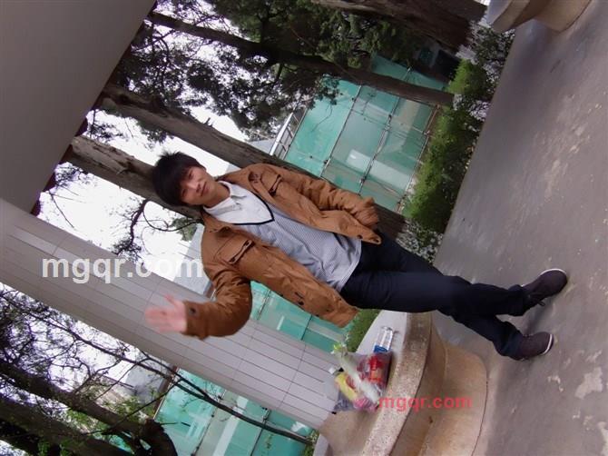 穿裤子の云的第1张照片