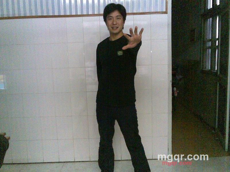 为谁狂的第1张照片