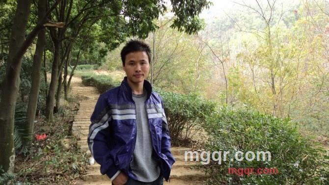 温柔情男的第1张照片