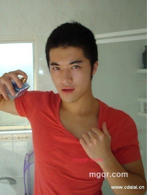 哎呀哟的第1张照片