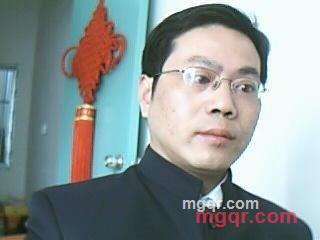 听涛观海的人的第1张照片