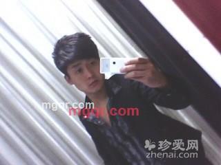 彼此那沉默的第1张照片