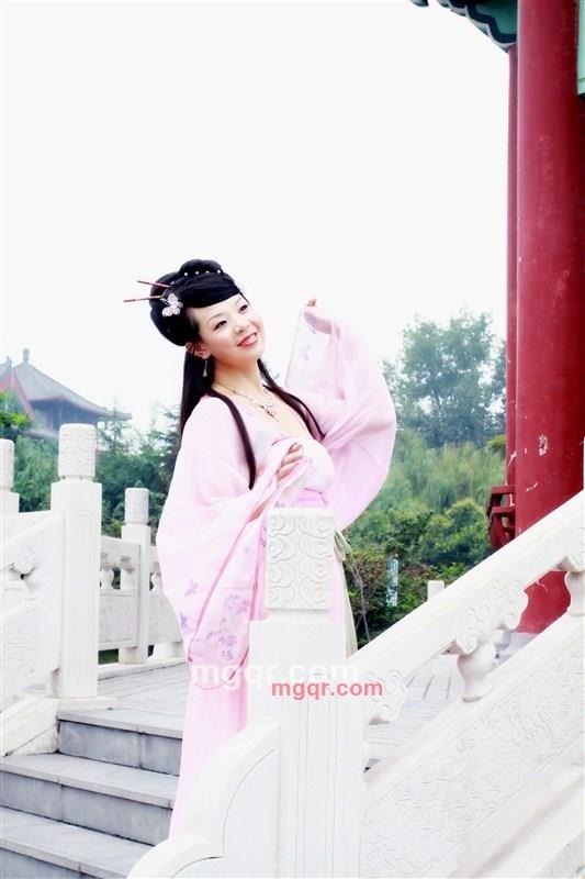 七月*乖乖女*的第1张照片