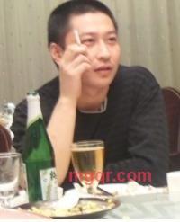 q2三五8零零三11四的第1张照片