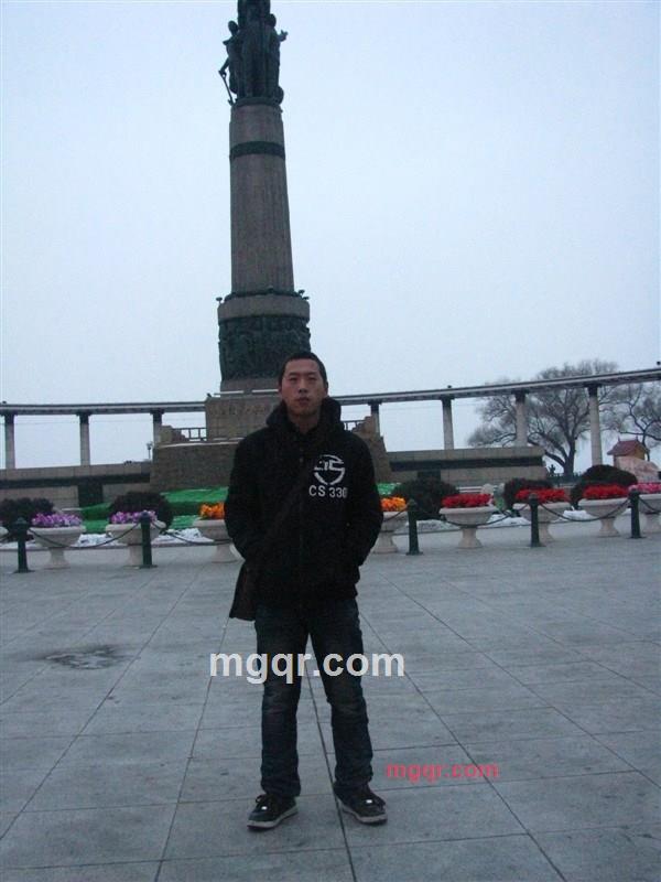 つ命犯小桃花丶的第3张照片