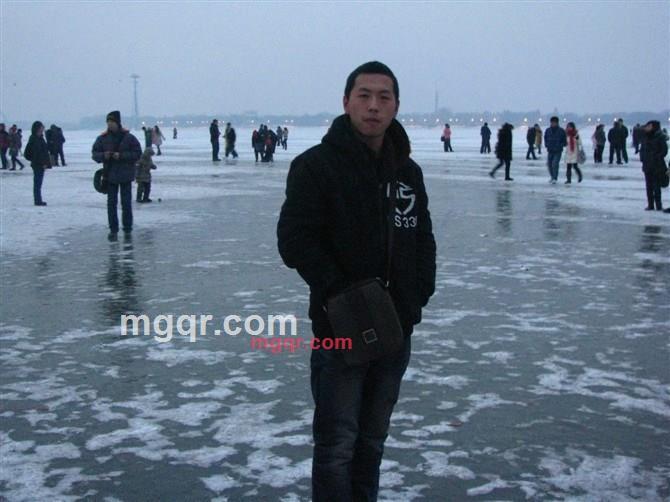 つ命犯小桃花丶的第2张照片