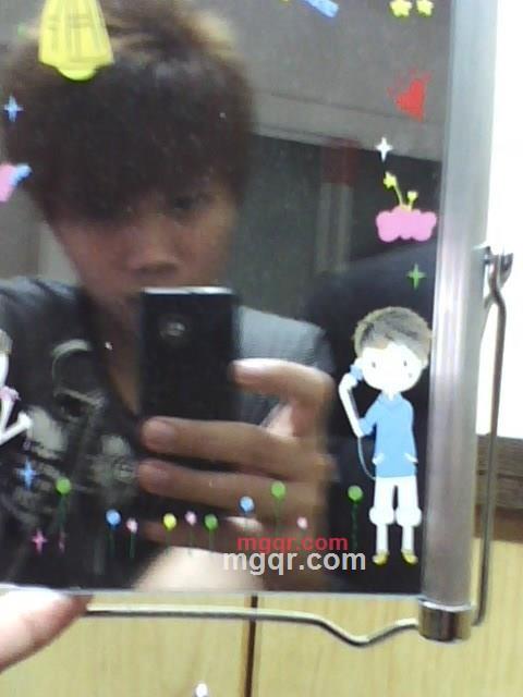 白色影子的第2张照片