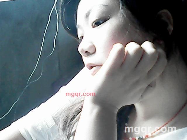 天使依依的第65张照片