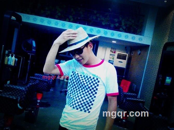 过气潮男的第1张照片