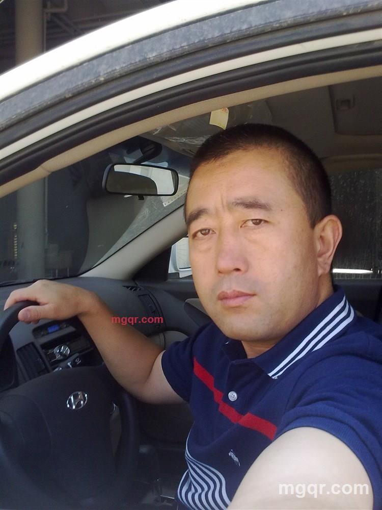 寂寞的男孩的第3张照片