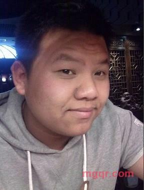 午夜的黑狼的第1张照片