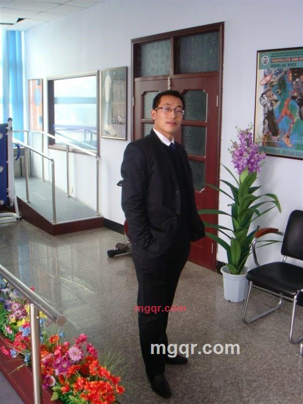 好男人y的第1张照片