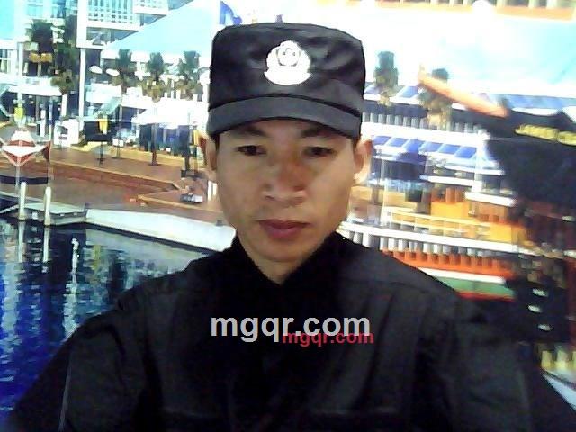 爱是真心的第2张照片