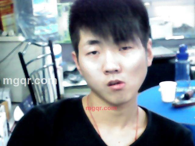 跟哥 你拽了.....的第2张照片