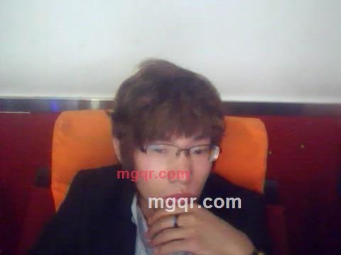 暗淡无光的第1张照片