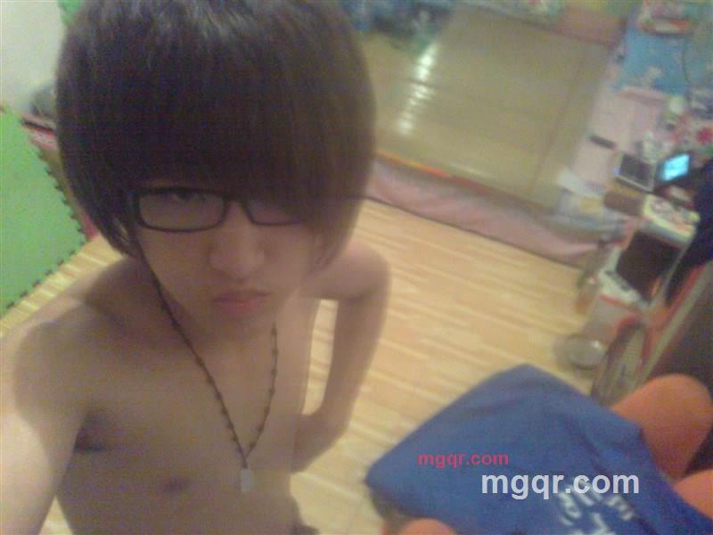 妹丶亲哥两下的第5张照片