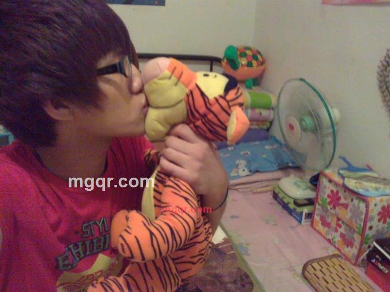 妹丶亲哥两下的第2张照片