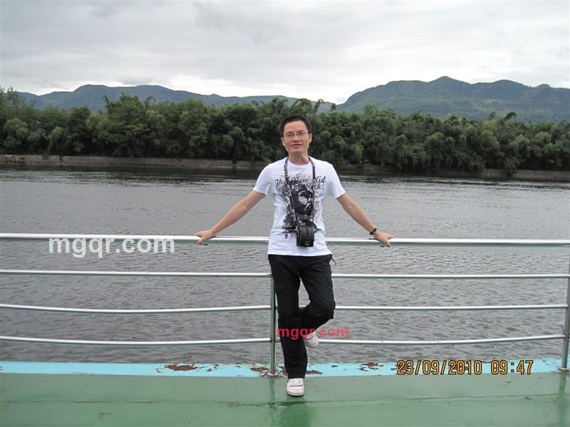 蓝星笑傲的第1张照片