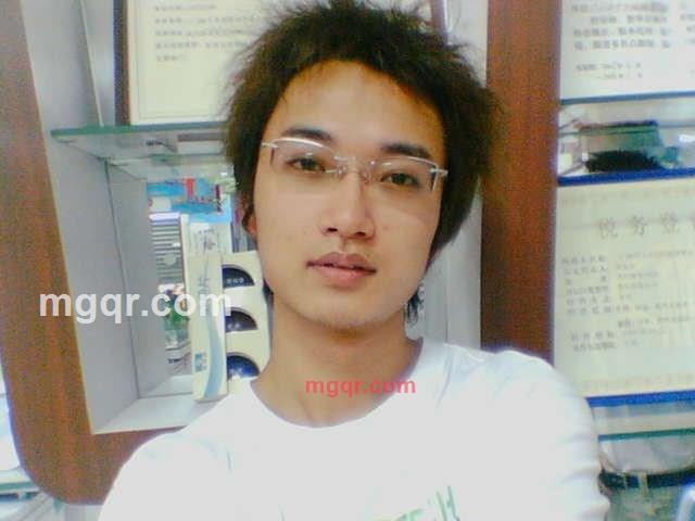 喜欢穿高跟鞋的女人的第2张照片