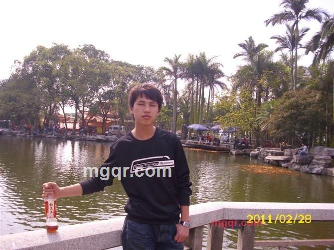 夜色幽灵的第3张照片