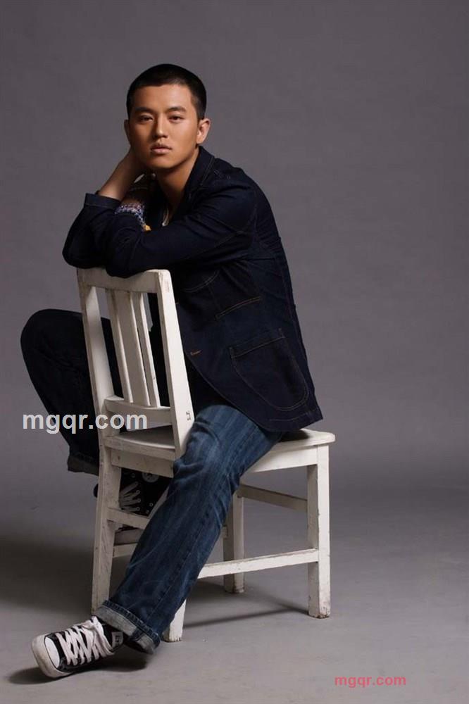 单身绅士的第1张照片