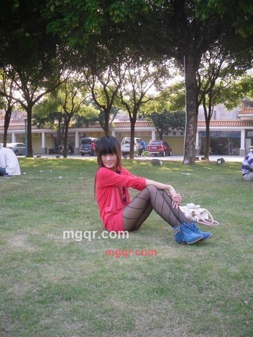 小妞狠㊣嚸的第9张照片