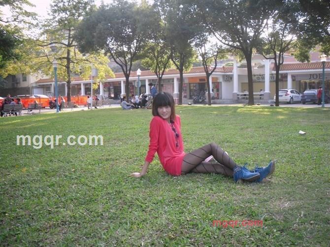 小妞狠㊣嚸的第5张照片