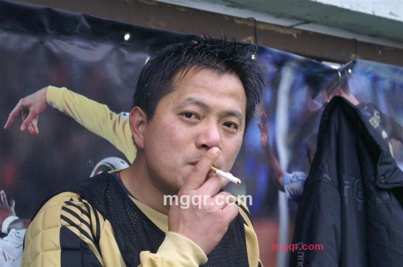 爱火花的第1张照片