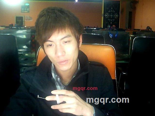 相逢的夜雨的第1张照片