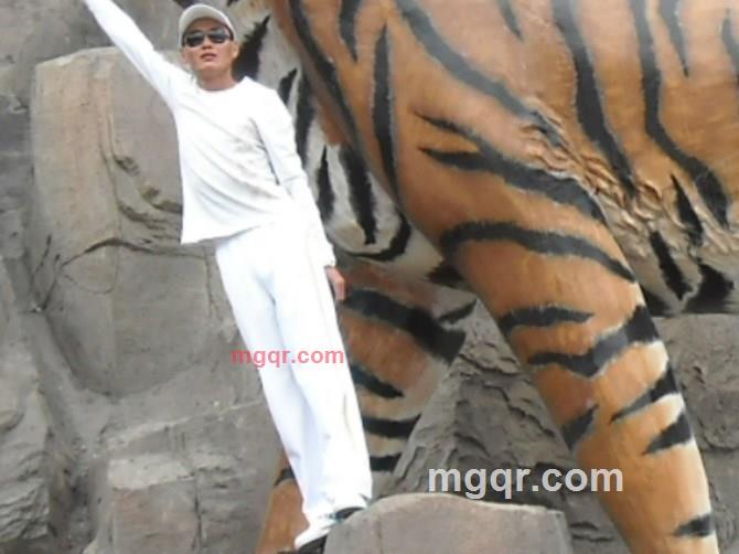 子小鬼斗的第24张照片