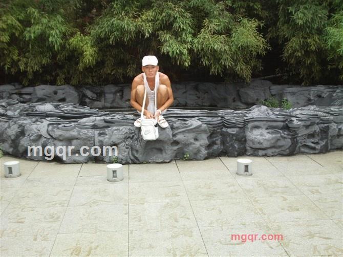 子小鬼斗的第16张照片