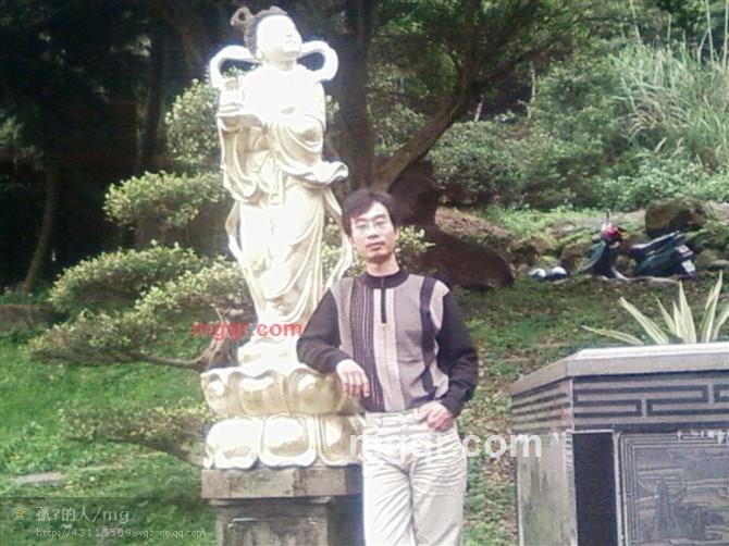 孤獨的黑鷹的第4张照片