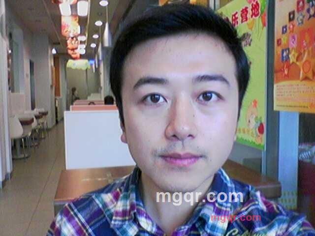 爱上深吻你的感觉╮的第1张照片