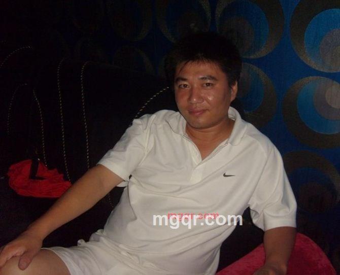 痴情猪的第9张照片