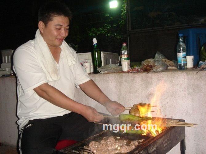 痴情猪的第7张照片