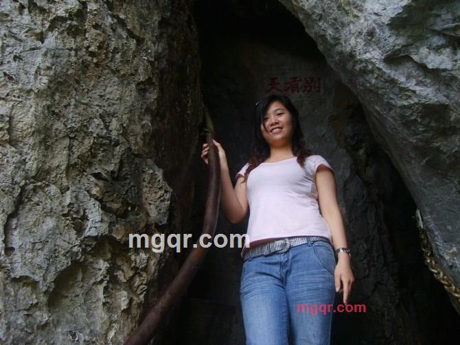 小鸟依的第3张照片