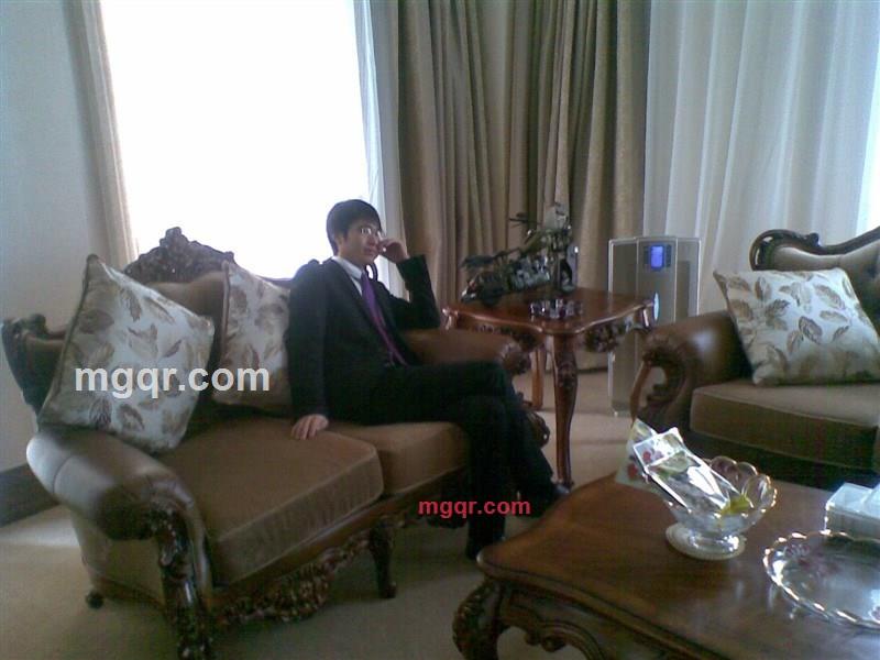 等爱的龙氏的第3张照片