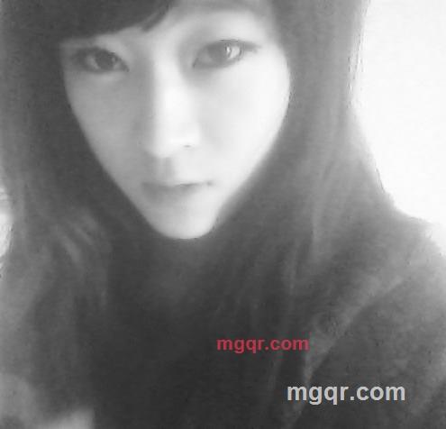 蓝色比基尼的第4张照片